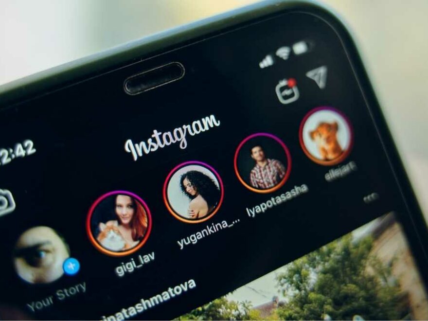 Os melhores sites para comprar views story do Instagram