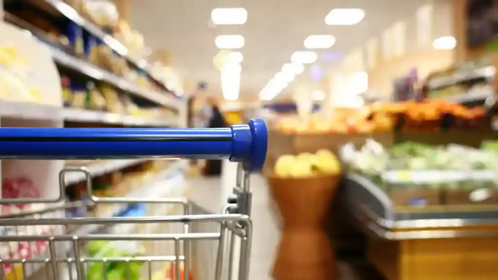 Como economizar nas compras do mês