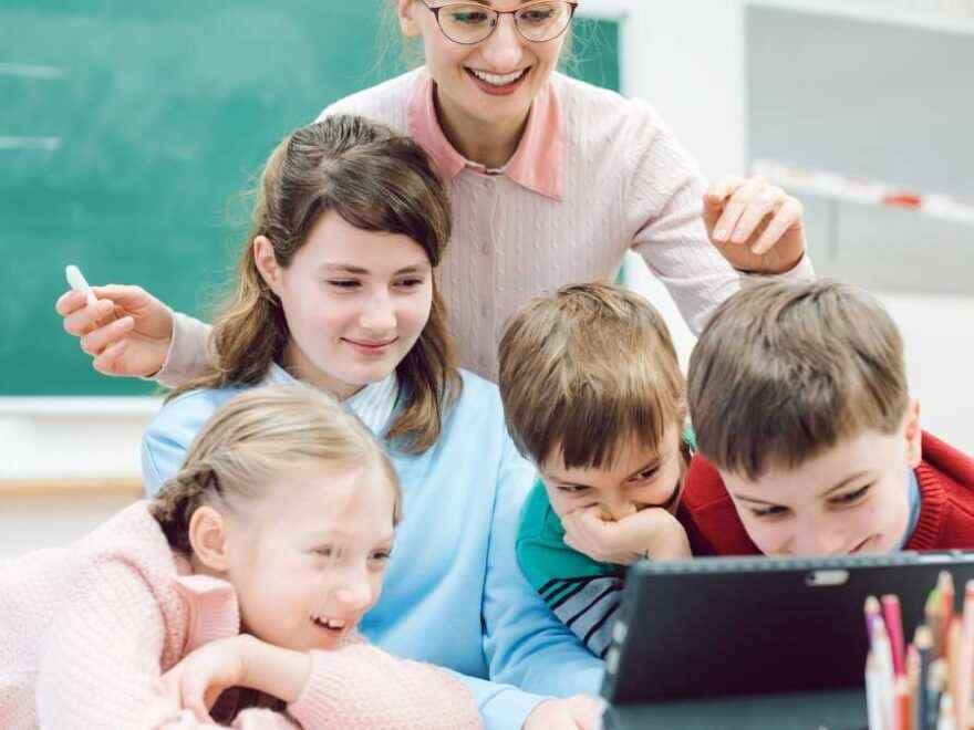 A curiosidade é uma poderosa ferramenta de ensino-aprendizagem na sala de aula