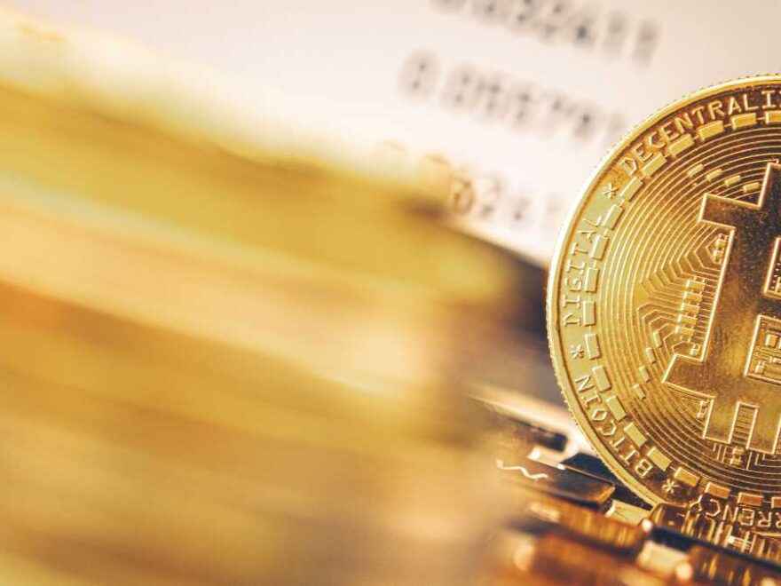 Halving do Bitcoin aconteceu: veja como a criptomoeda reagiu