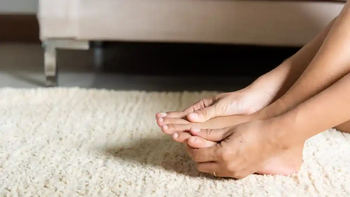 Como curar a dormência nos dedos dos pés: Métodos eficazes - Porto e ...