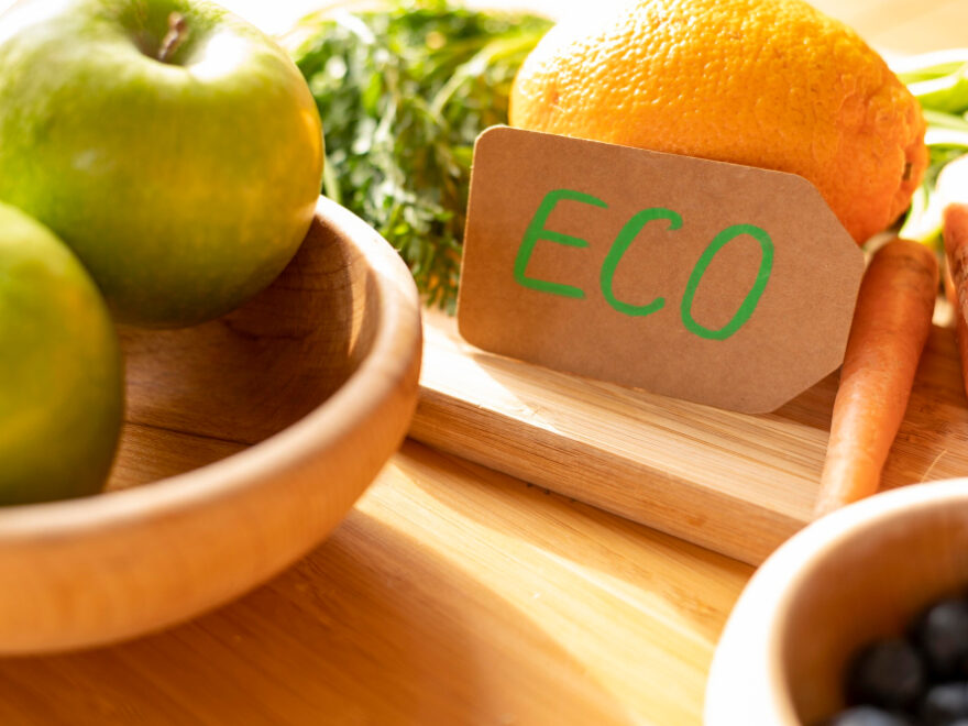 Cozinha com sustentabilidade: como economizar água e energia durante o seu dia a dia