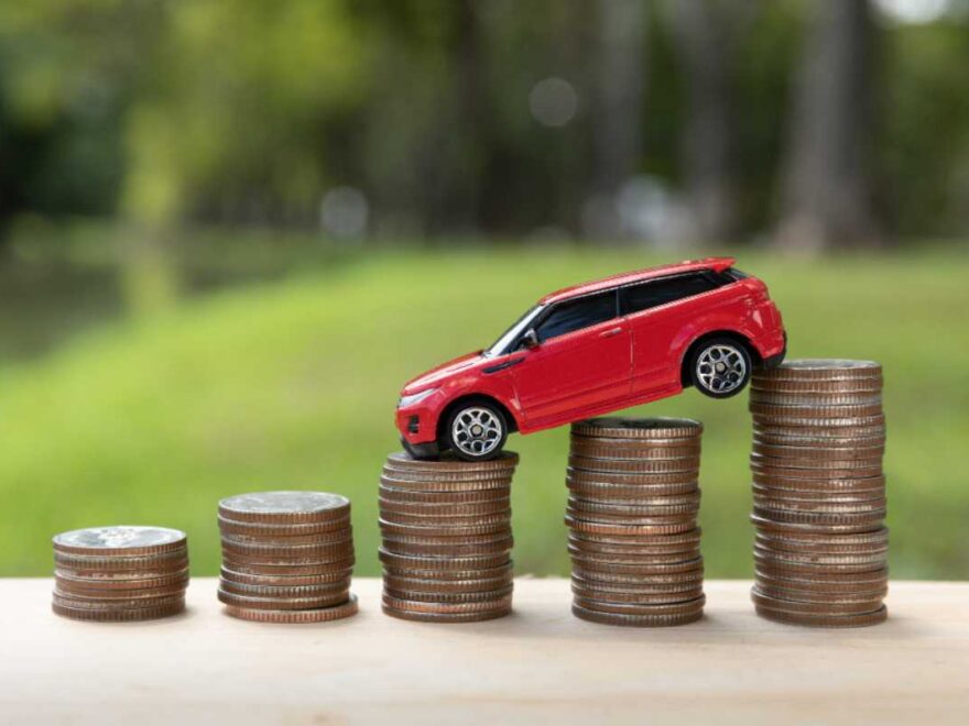 Quando parcelar os débitos do carro pode fazer sentido para suas finanças