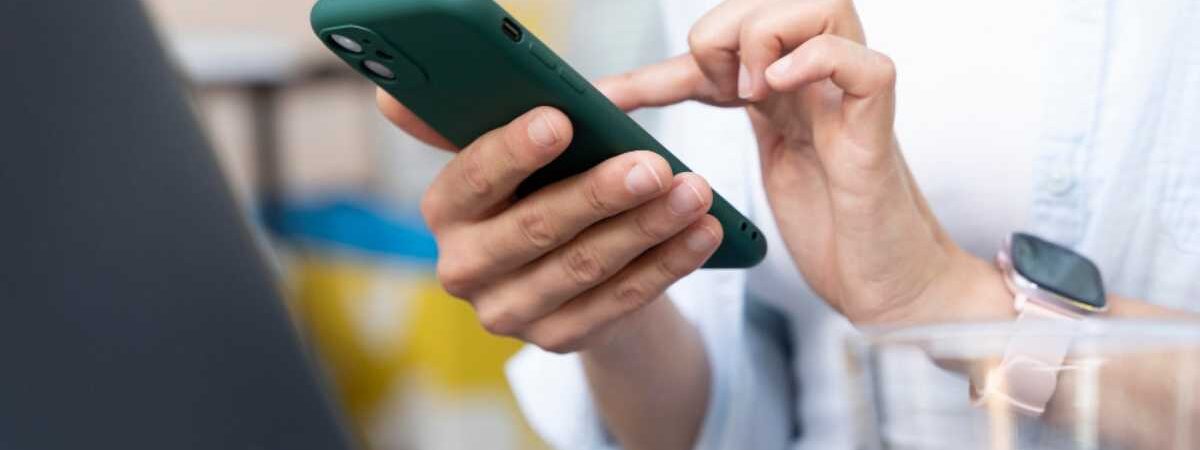 Marketing médico ganha novo formato: médicos atraem pacientes pelo WhatsApp sem aparecer nas redes